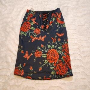 Karen Millen Black And Rose Lace up Skirt